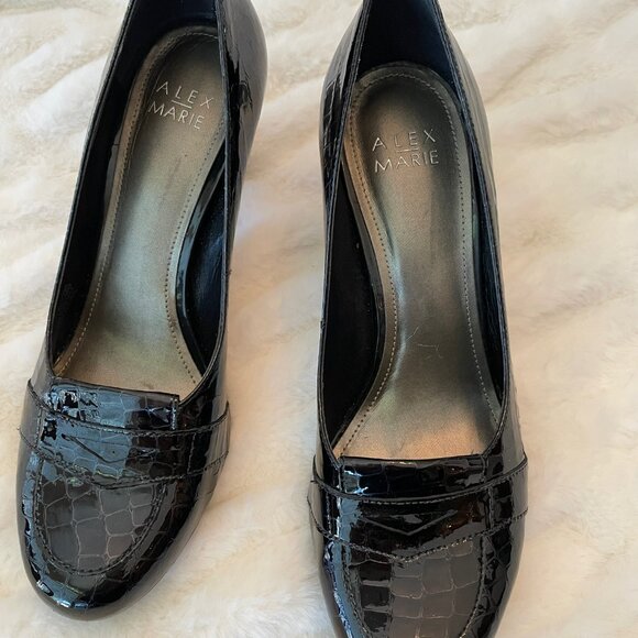 pumps - Picture 4 of 5